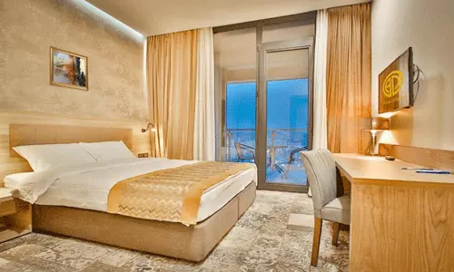 هتل آمری پلازا تفلیس